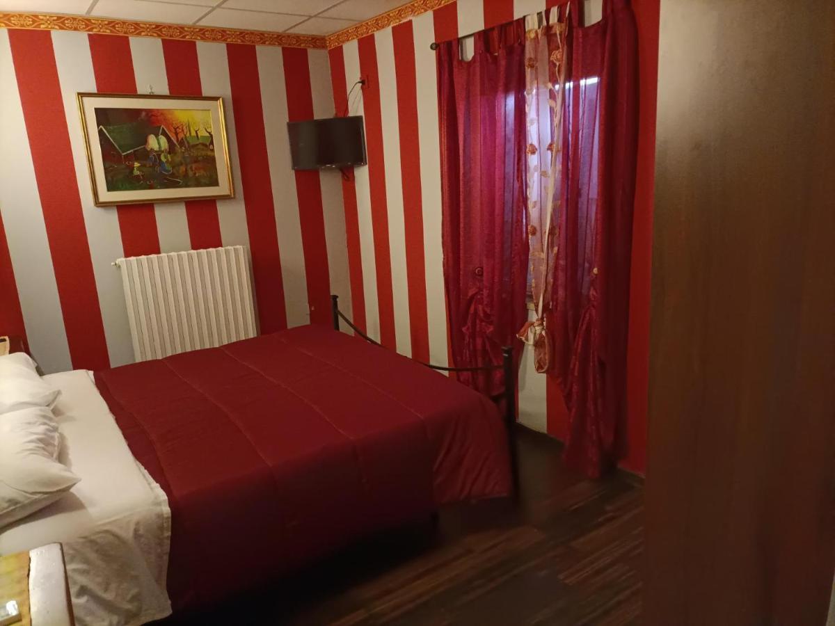 Locanda Del Principe Сориано нел Чимино Екстериор снимка