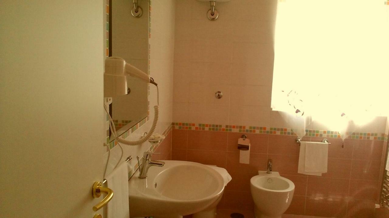 Locanda Del Principe Сориано нел Чимино Екстериор снимка